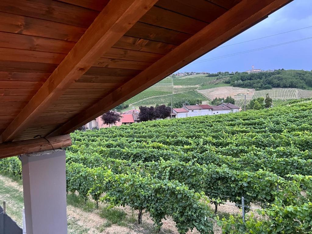 Suite In Oltrepo' Pavese Montescano Exterior photo